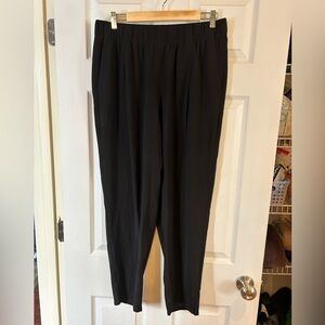 Eileen Fisher 100%Silk Women’s Black Ankle Pants Size M